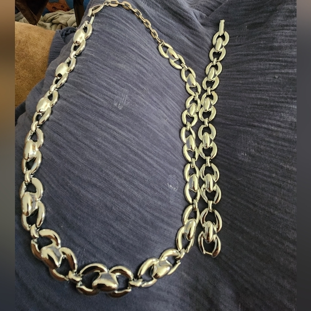 Fashion Jewelry Necklace and Bracelet